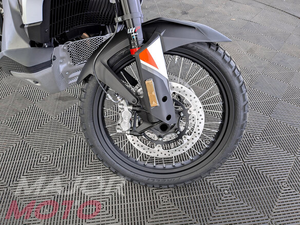 2026 KTM 790 Adventure, белый, 1390000 рублей - вид 10