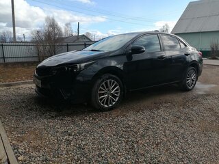 2013 Toyota Corolla XI (E160, E170, E180), чёрный, 1200000 рублей, вид 1