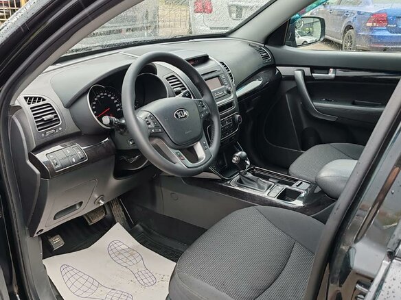 2017 Kia Sorento II Рестайлинг, чёрный, 1999000 рублей - вид 7