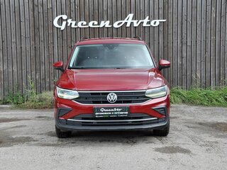 2021 Volkswagen Tiguan II Рестайлинг, красный, 1985000 рублей, вид 2