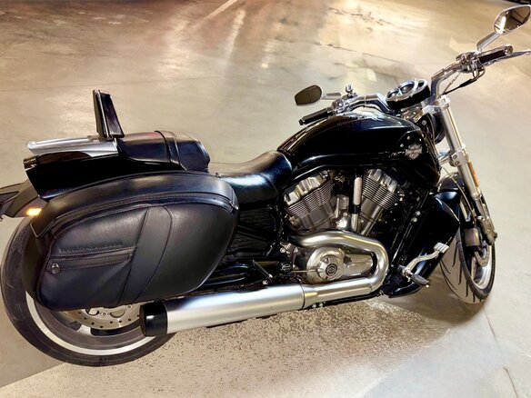 2009 Harley-Davidson V-Rod, чёрный, 1700000 рублей - вид 16