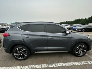 2020 Hyundai Tucson III Рестайлинг, серый, 3000000 рублей, вид 2