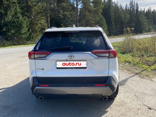 2020 Toyota RAV4 V (XA50), белый, 2850000 рублей, вид 5