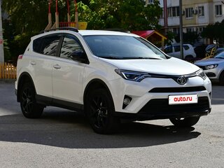 2019 Toyota RAV4 IV (XA40) Рестайлинг, белый, 2850000 рублей, вид 3