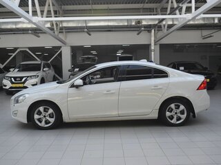 2010 Volvo S60 II, белый, 520000 рублей, вид 4