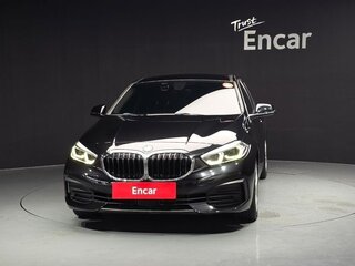 2020 BMW 1 серии 118d III (F40), чёрный, 2100000 рублей, вид 2