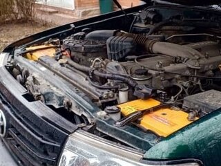 2005 Toyota Land Cruiser 105 100 Series Рестайлинг 1, зелёный, 4500000 рублей, вид 4