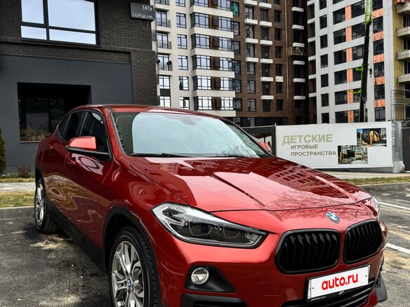2018 BMW X2 sDrive18i I (F39), оранжевый, 2240000 рублей - вид 2