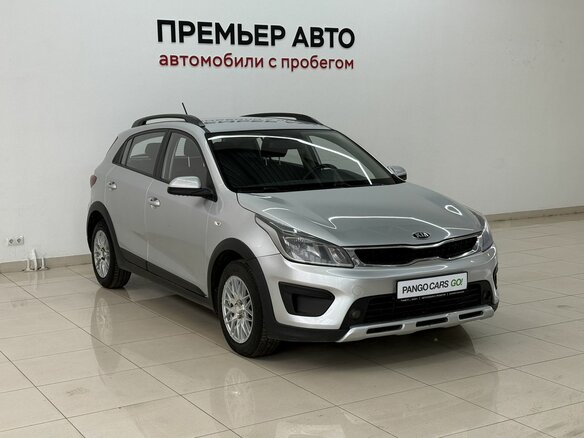 2018 Kia Rio X-Line IV, серебристый, 990000 рублей - вид 2