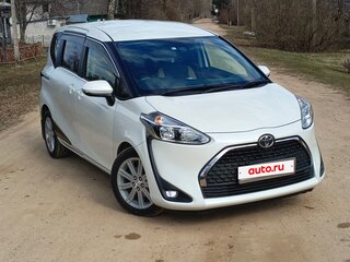 2020 Toyota Sienta II Рестайлинг, белый, 1750000 рублей, вид 4
