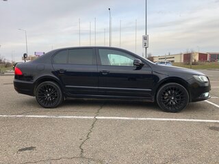 2013 Skoda Superb II Рестайлинг, чёрный, 1750000 рублей, вид 5