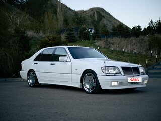 1992 Mercedes-Benz S-Класс 300 III (W140), белый, 2780000 рублей, вид 3