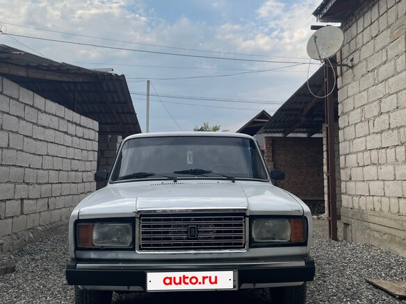 2008 Lada (ВАЗ) 2107, белый, 180000 рублей