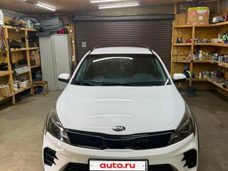 2021 Kia Rio X IV Рестайлинг, белый, 1750000 рублей, вид 2