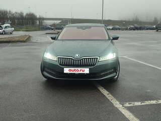 2020 Skoda Superb III Рестайлинг, серый, 2700000 рублей, вид 3