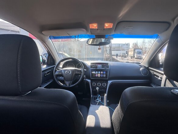 2010 Mazda 6 II (GH) Рестайлинг, красный, 810000 рублей - вид 12