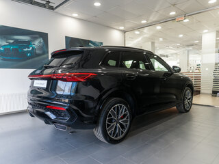 2025 Audi Q5 L III (GU), чёрный, 6250000 рублей, вид 4