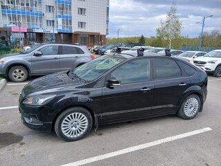 2010 Ford Focus II Рестайлинг, чёрный, 650000 рублей, вид 4