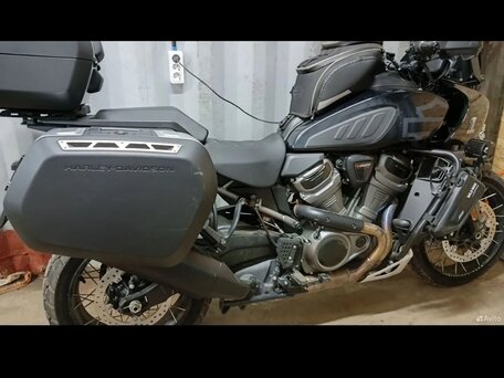2021 Harley-Davidson Pan America Special, чёрный, 1399900 рублей, вид 3
