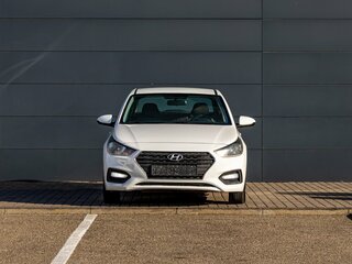 2019 Hyundai Solaris II, белый, 1255000 рублей, вид 2