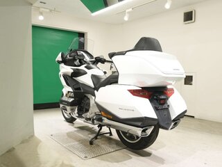 2019 Honda GL 1800 Gold Wing, белый, 1693000 рублей, вид 5