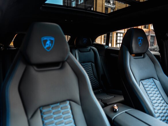 2024 Lamborghini Urus S I Рестайлинг, серебристый, 33000000 рублей - вид 10