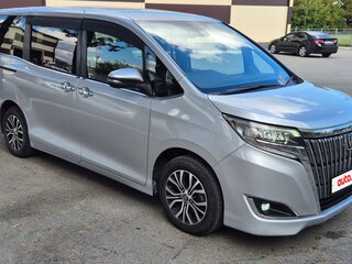 2018 Toyota Esquire I Рестайлинг, серый, 1890000 рублей, вид 2