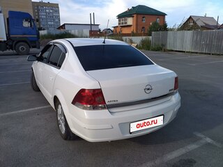 2012 Opel Astra H Рестайлинг, белый, 680000 рублей, вид 4