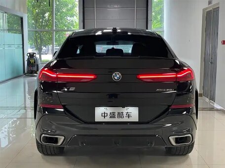 2023 BMW X6 30i III (G06) Рестайлинг, чёрный, 7816000 рублей, вид 4