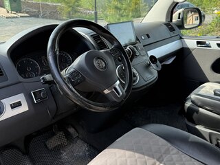 2010 Volkswagen Multivan T5 Рестайлинг, серебристый, 1700000 рублей, вид 5