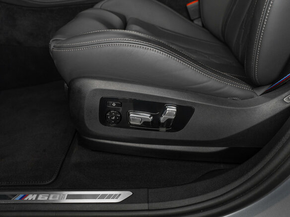 2024 BMW X6 M60i III (G06) Рестайлинг, серый, 17050000 рублей - вид 19