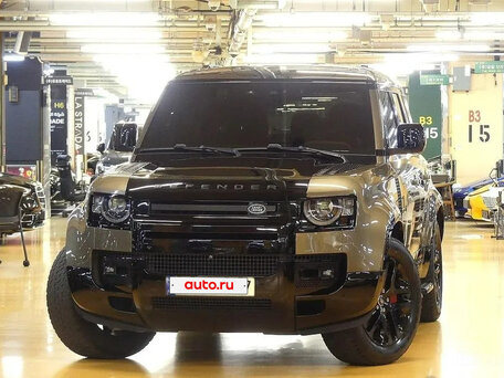 Land Rover Defender II