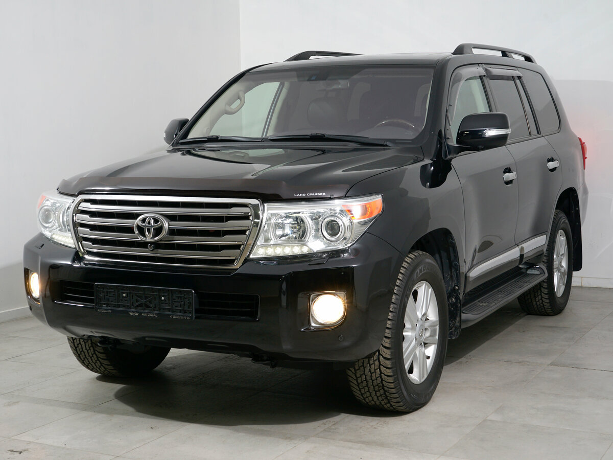 Открыть фотографии: Toyota Land Cruiser 200 Series Рестайлинг 1