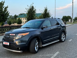 2013 Ford Explorer V, серый, 1750000 рублей, вид 3