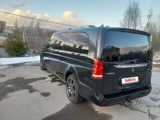 2022 Mercedes-Benz V-Класс Compact 300 d компактный III (W447) Рестайлинг, чёрный, 13000000 рублей, вид 5