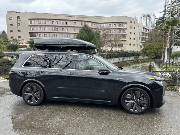 2023 Li Auto (Lixiang) L9 44.5 kWh I, чёрный, 6450000 рублей - вид 1