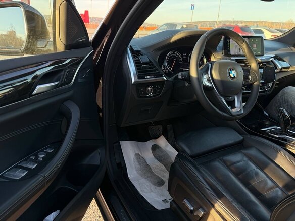 2018 BMW X3 30d xDrive III (G01), коричневый, 3690000 рублей - вид 9