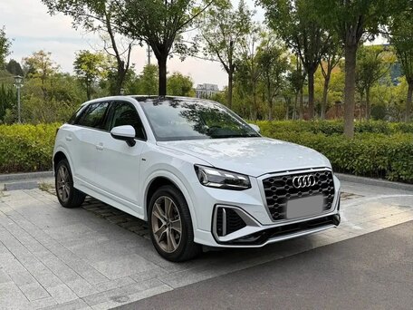2022 Audi Q2 L 35 TFSI I Рестайлинг, белый, 2120000 рублей, вид 3