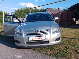 2007 Toyota Avensis II Рестайлинг, серебристый, 860000 рублей, вид 3
