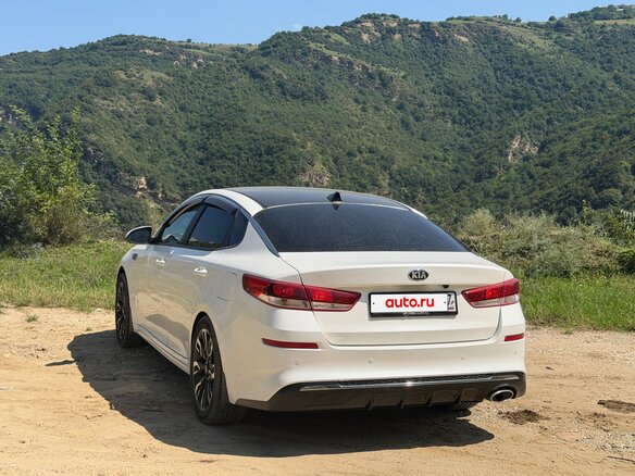 2019 Kia Optima IV Рестайлинг, белый - вид 1
