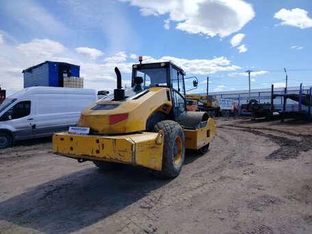 2022 LiuGong 6620E, белый, 4374000 рублей, вид 3