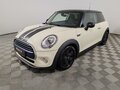 2016 Mini Hatch Cooper III (F55/F56), белый, 1499000 рублей