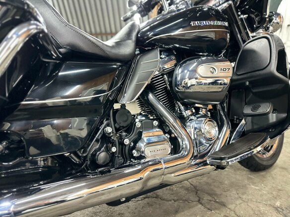 2017 Harley-Davidson Electra Glide, чёрный, 1690000 рублей - вид 30