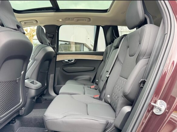 2025 Volvo XC90 B5 II Рестайлинг 2, коричневый, 8150000 рублей - вид 9