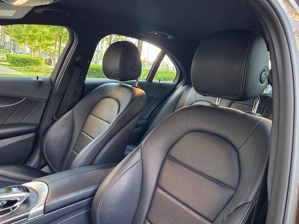 2015 Mercedes-Benz C-Класс 200 IV (W205), коричневый - вид 17