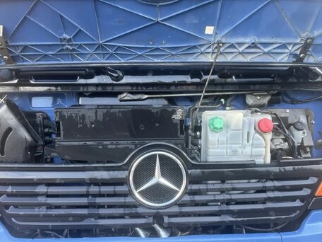 2004 Mercedes-Benz Atego, синий, 3400000 рублей, вид 4