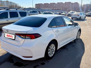 2021 Toyota Corolla XII (E210), белый, 1850000 рублей, вид 4