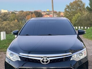 2015 Toyota Camry VII (XV50) Рестайлинг, чёрный, 2030000 рублей, вид 3