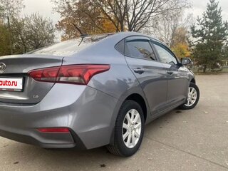 2018 Hyundai Solaris II, серый, 1370000 рублей, вид 3