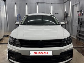 2018 Volkswagen Tiguan II, белый, 2800000 рублей, вид 2